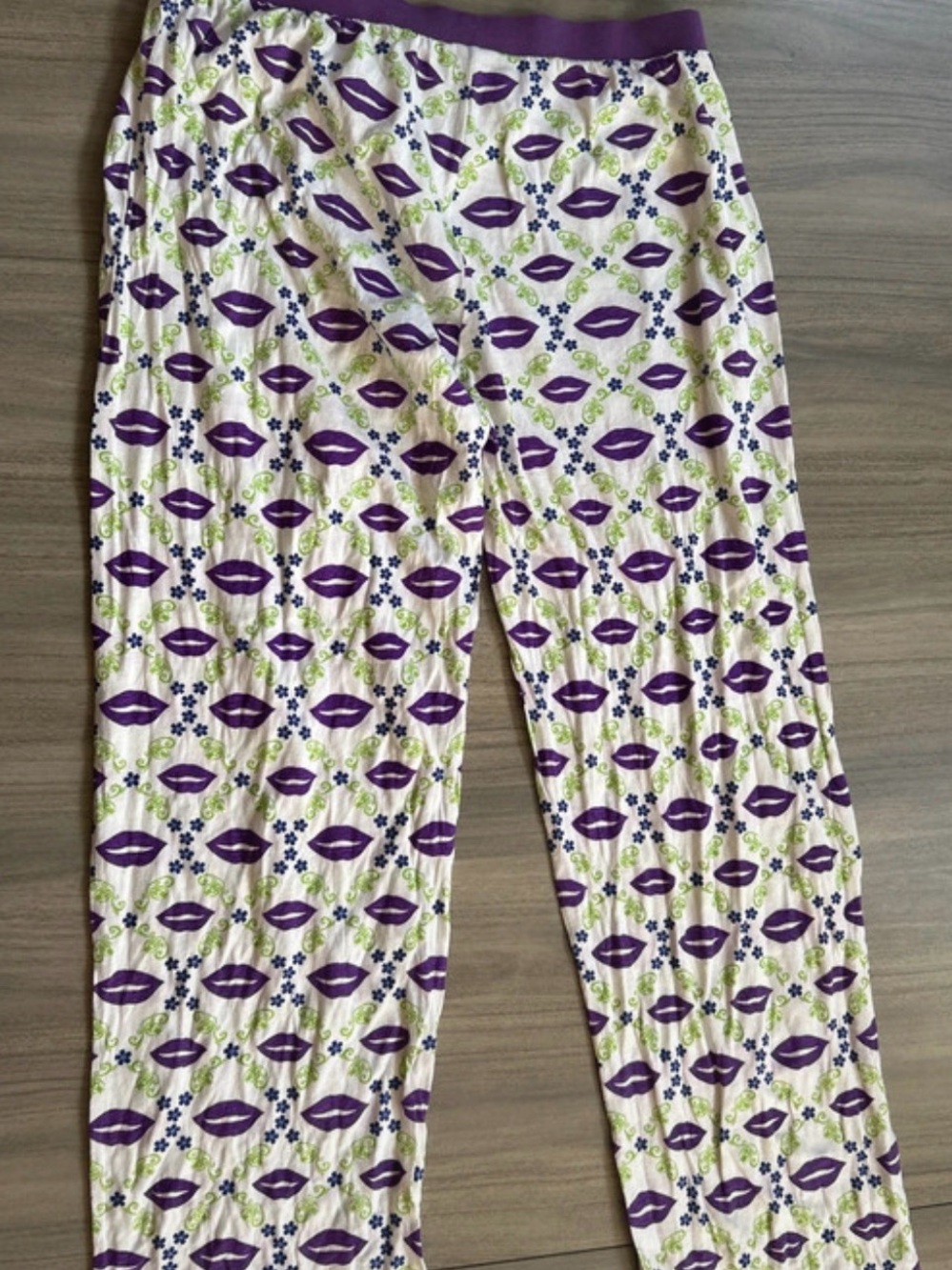 Purple Lip-Print Women's Pajama Pants — Soft Lounge Sleepwear